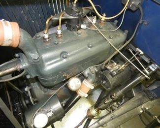 VIEW 13 CLOSE UP MODEL A ENGINE 