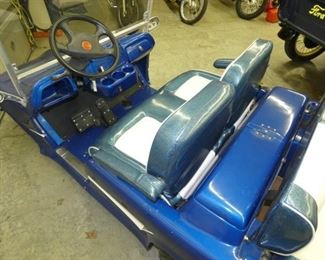 VIEW 7 INTERIOR CORVETTE GOLF CART 