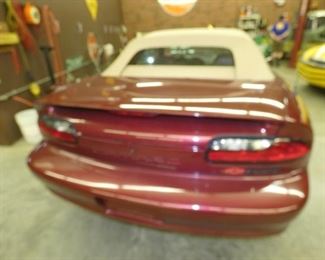 VIEW 4 BACKSIDE CLEAN CAMARO Z28 1995 