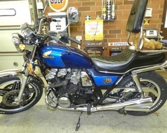 1982 HONDA MODEL 750 CLASSIC MOTORCYCLE 