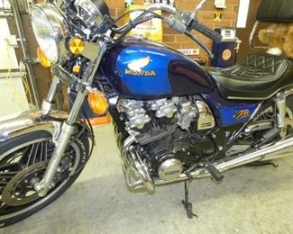 VIEW 2 ORG. MODEL 750 HONDA 