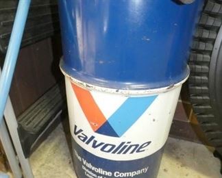 20G. VALVOLINE GREASE CAN 