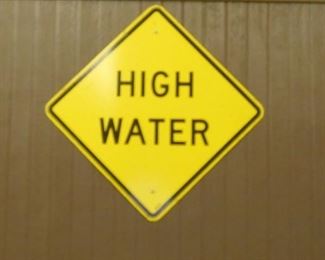 24IN. HIGH WATER STREET SIGN 