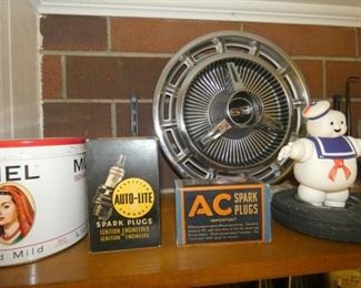 AC DELCO-AUTO LITE SPARK PLUG-SS HUBCAP 