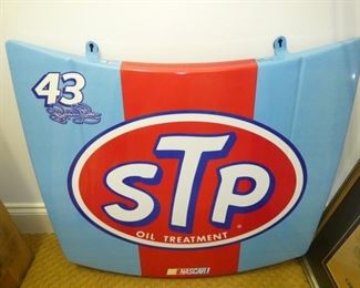 30IN. STP RICHARD PETTY HOOD SIGN 