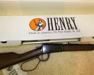 VIEW 2 CLOSE UP LARGE LOOP HENRY 