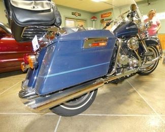 VIEW 3 BACKSIDE W/LUGGAGE 