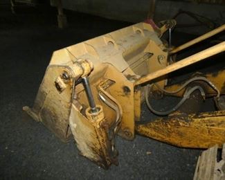 VIEW 7 4-IN-1 BUCKET 