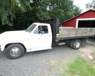 1980 FORD F350 DUMP TRUCK 
