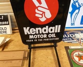 VIEW 2 OTHERSIDE KENDALL SIDEWALK 