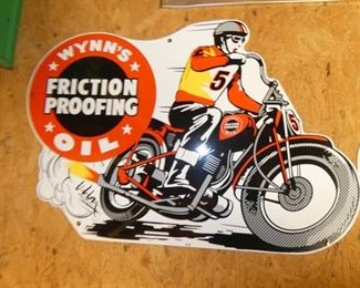 28X19 PORC. WYNN'S OIL SIGN 