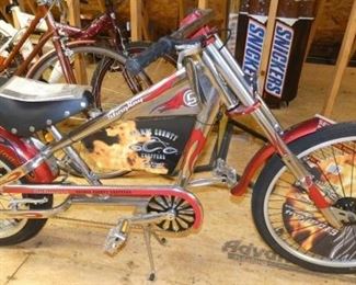 SCHWINN STING RAY BICYCLE 