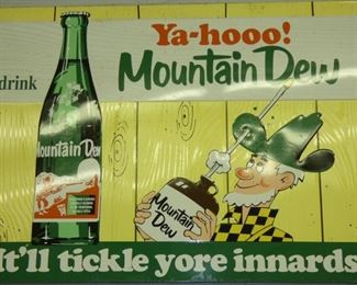 VIEW 2 CLOSE UP MT. DEW W/WILLIE 