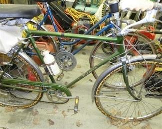 SCHWINN 10-SPEED BICYBLE 