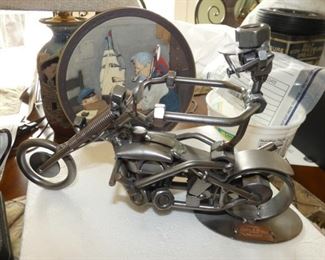 HINE & KUNST GERMAN FIGURE 