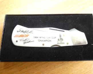 DALE EARNHARDT CHAMPIONSHIP KNIFE 