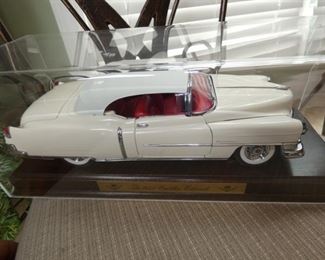 VIEW 3 CLOSE UP CADILLAC ELDERADO  