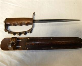 VIEW 2 OTHERSIDE WWI TRENCH KNIFE 