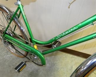 VIEW 2 ALL ORG. AND CLEAN 