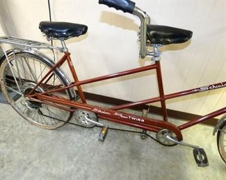 VIEW 3 2 SEATER SCHWINN DELUXE BIKE 