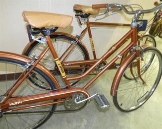 VIEW 3 CLOSE UP SARATOGO HUFFY BIKES 