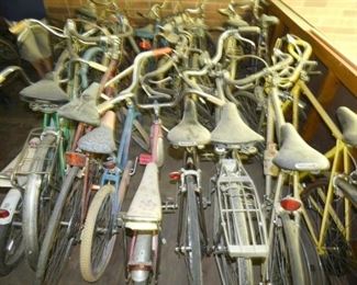 SCHWINN BICYCLE COLLECTION 