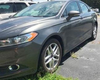 VIEW 4 2016 FORD FUSION