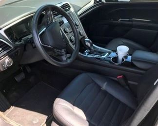 VIEW 5 INSIDE FUSION CLEAN INTERIOR 