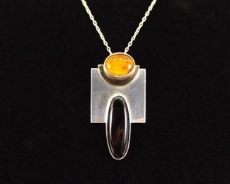 .925 Sterling Silver Amber And Black Onyx Cabochon Pendant Necklace
