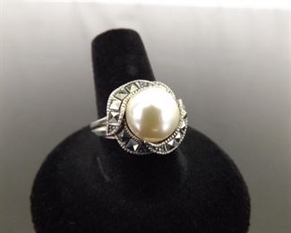 .925 Sterling Silver Art Nouveau Faux Pearl Ring Size 8
