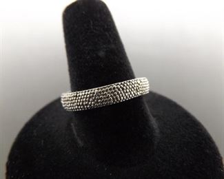 .925 Sterling Silver Stippled Band Ring Size 9
