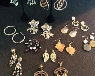 Fashion Post Earrings 