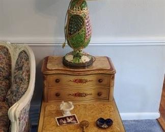 decorative end tables, pretty