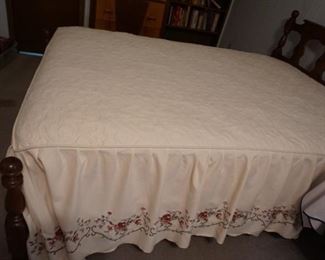 side of bed spread
