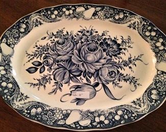 Another plate - great for display