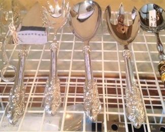 Serving utensils