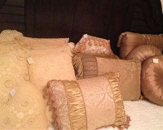 Decorative pillows