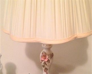 Porcelain lamp