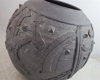 Native Sacramento artist Ruth Rippon pottery, 10" w x 10" h - $650
***Please note: California sales tax will be charged on all purchases unless you have a valid California resale certificate on file with us.***