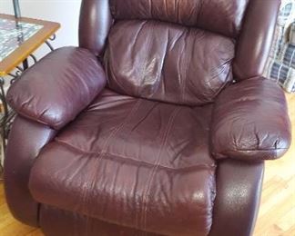 Lazy Boy leather recliner $100