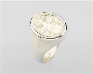 26. Silver 925 Crest Ring