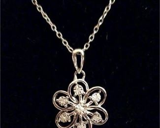 46. Diamond Flower Sterling Silver Pendant Necklace
