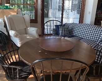 Round Kitchen table, Windsor Chairs, 