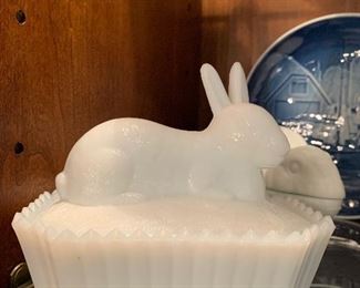 Milk Glass Bunny Rabbit
