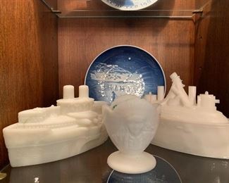 Battleships Uncle Sam, Indian Face milk Glass