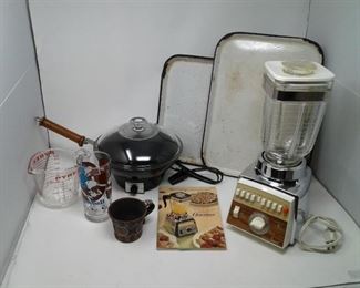 Oster Blender Electric Mini Wok with Pyrex Lid and More