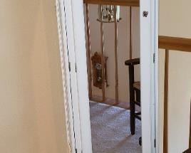 Lori Greiner ~Gold and Silver safe keeper trifold jewelry cabinet