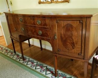Another photo of sideboard