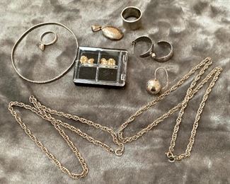 Lot 24:  Assorted Jewelry: $15