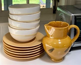 Lot of yellow plates (6) and 4 bowls - pitcher: $20